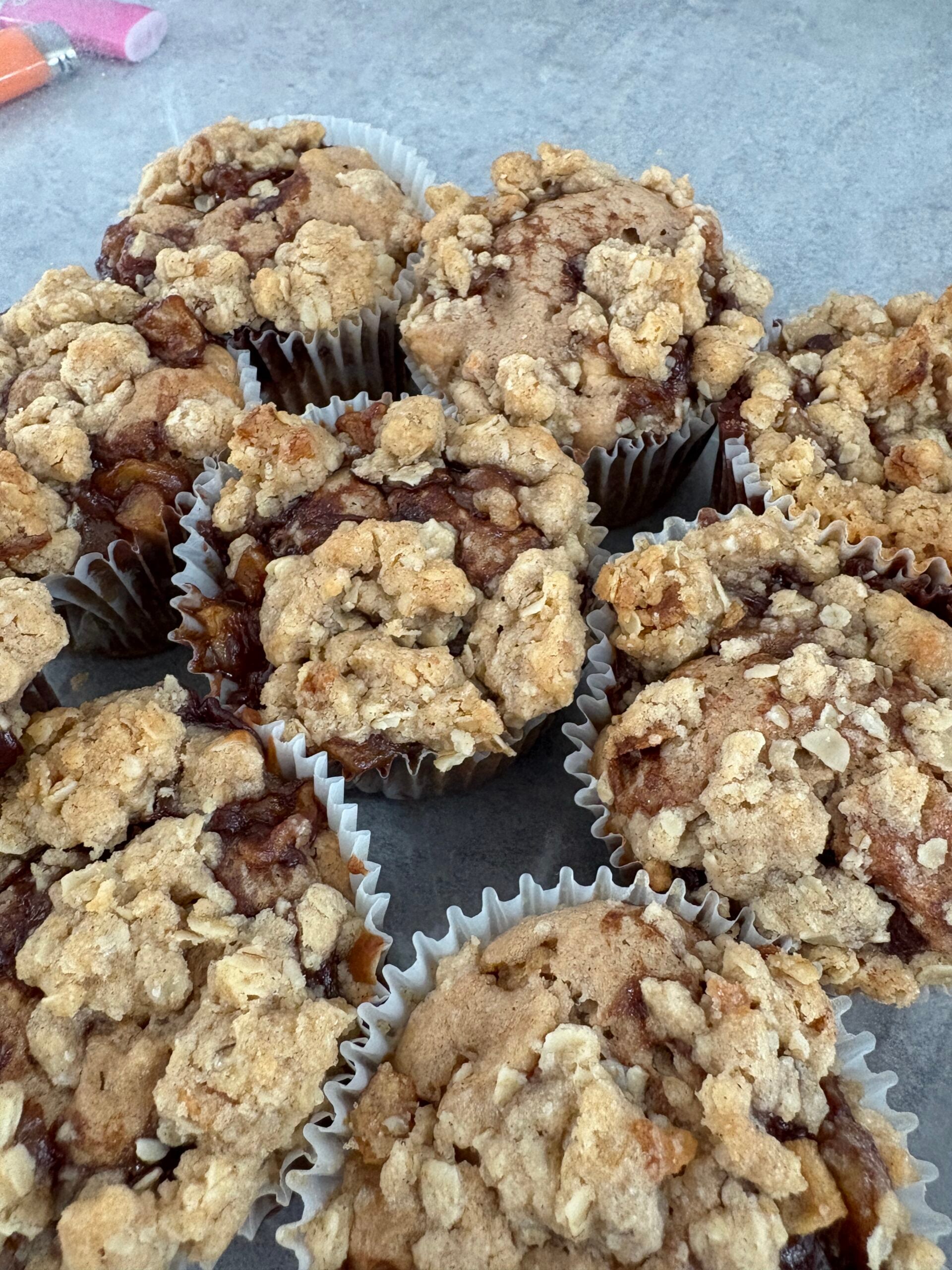 Apple crumble muffins